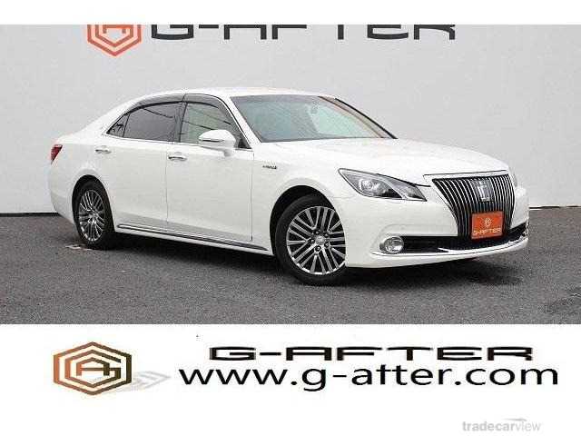 2013 Toyota Crown Majesta