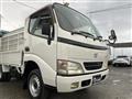 2005 Toyota Dyna Truck