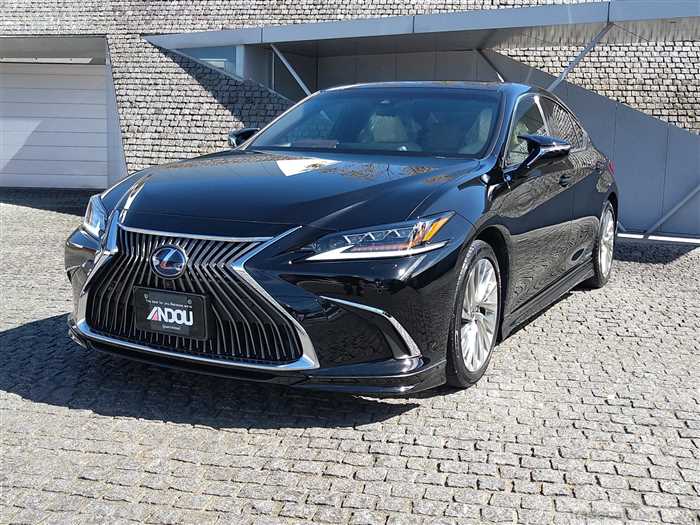 2020 Lexus ES