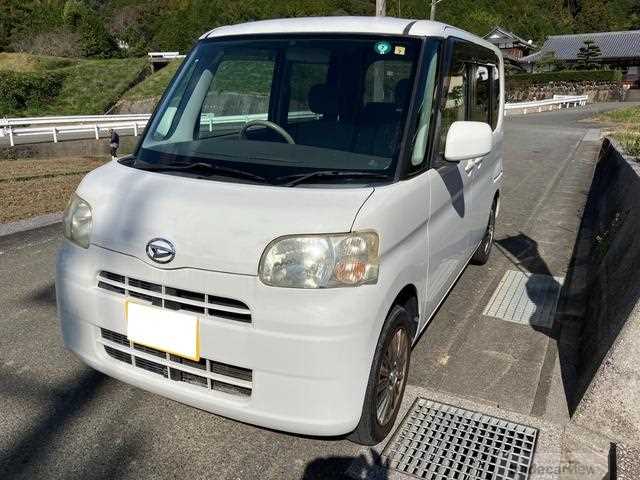 2010 Daihatsu Tanto