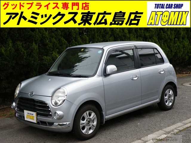 2005 Daihatsu Miragino