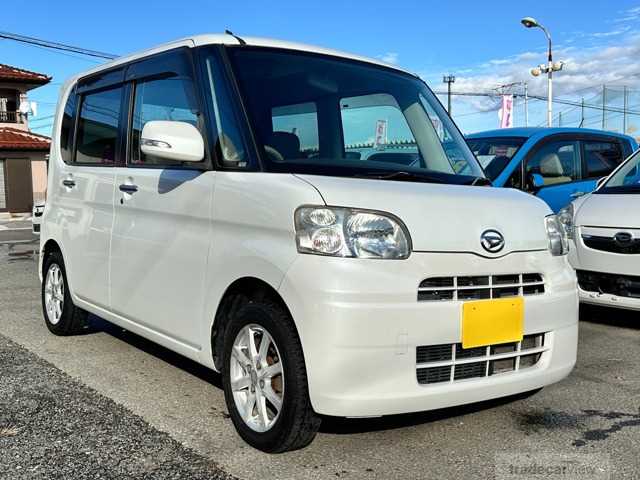 2010 Daihatsu Tanto