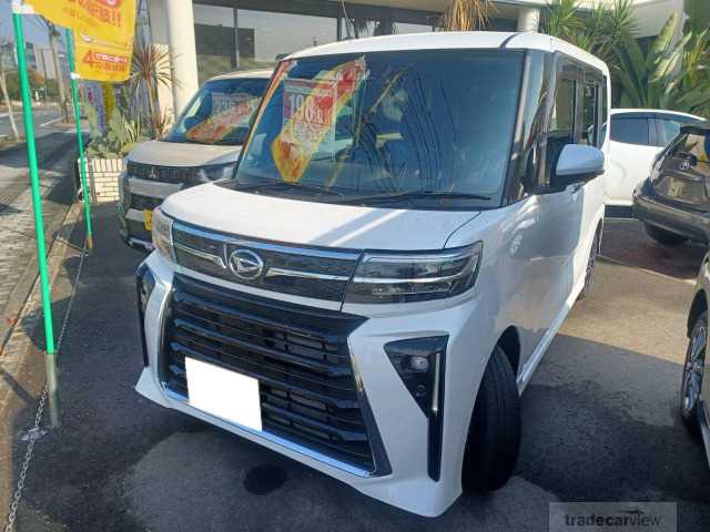 2023 Daihatsu Tanto Custom