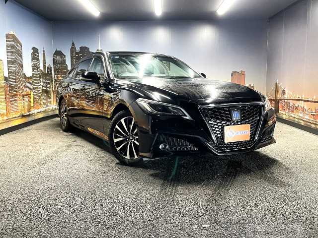 2018 Toyota Crown