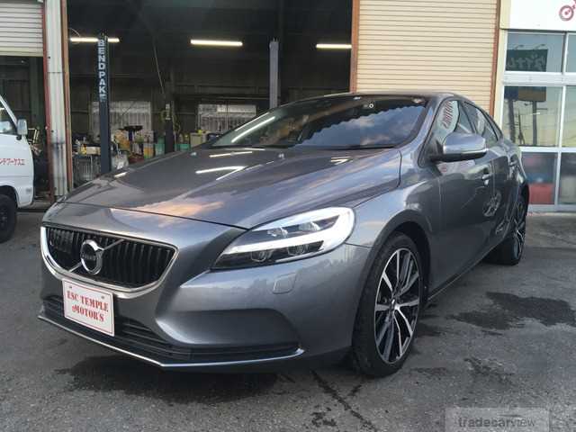 2017 Volvo V40