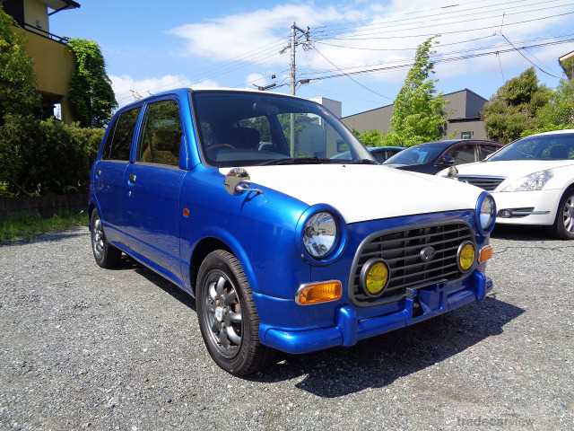 2001 Daihatsu Miragino