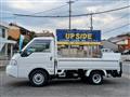 2002 Mitsubishi Delica Truck