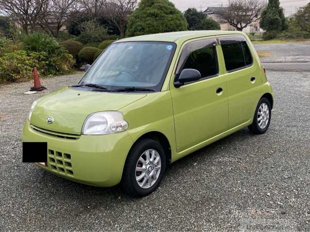 2009 Daihatsu Esse