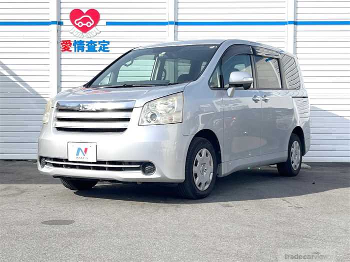 2009 Toyota Noah