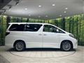 2014 Toyota Alphard