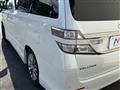 2014 Toyota Vellfire