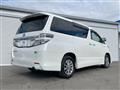 2013 Toyota Vellfire