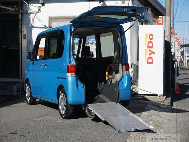 2012 Daihatsu Tanto