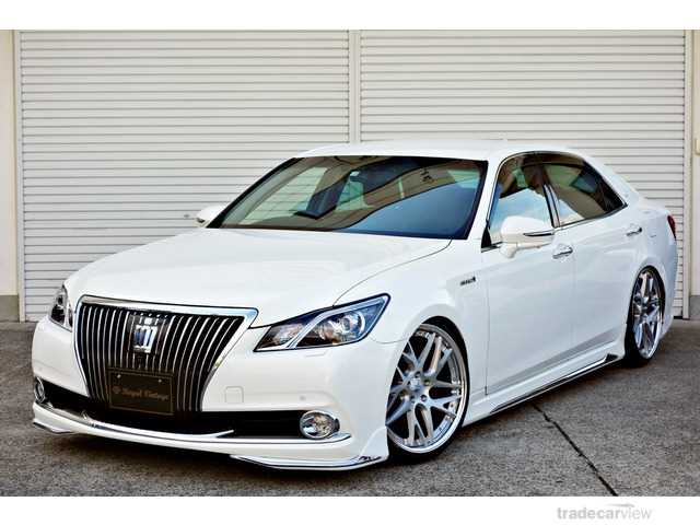 2013 Toyota Crown Majesta