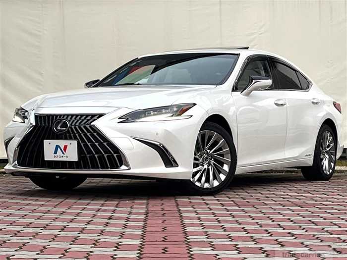 2022 Lexus ES