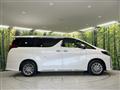 2022 Toyota Alphard Hybrid