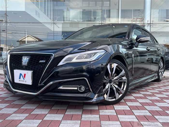 2019 Toyota Crown Hybrid