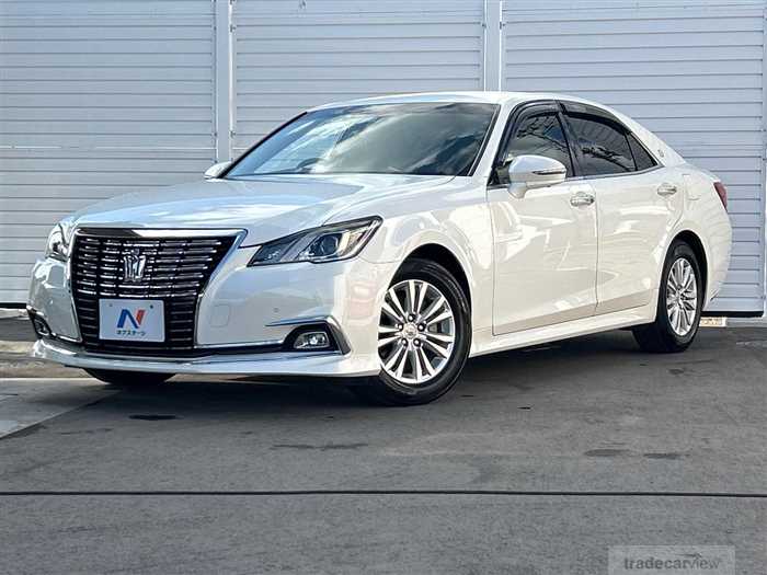 2015 Toyota Crown