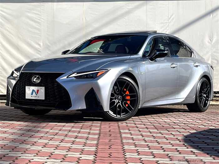 2021 Lexus IS