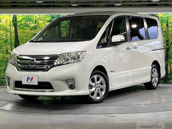 2013 Nissan Serena