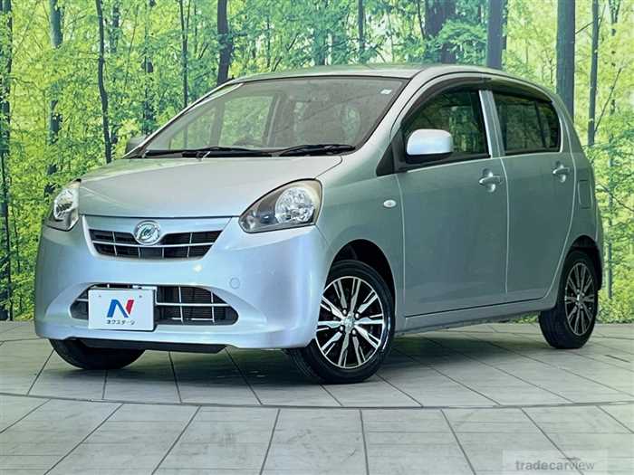 2013 Daihatsu Mira Es