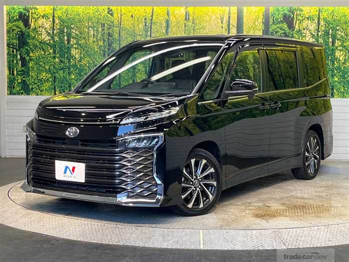 2022 Toyota Voxy