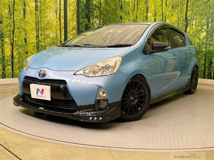 2013 Toyota AQUA