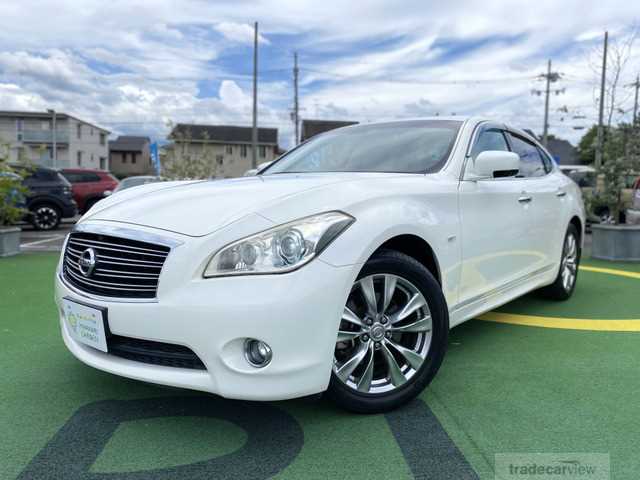 2013 Nissan Fuga