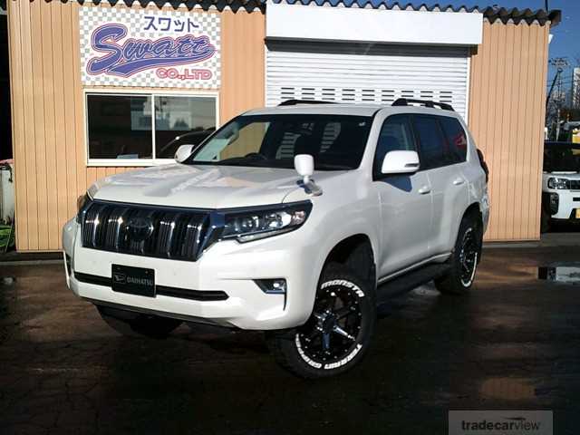 2018 Toyota Land Cruiser Prado