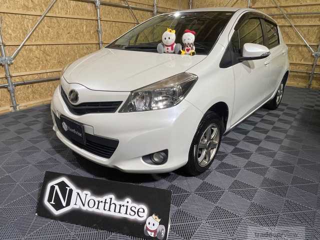 2014 Toyota Vitz