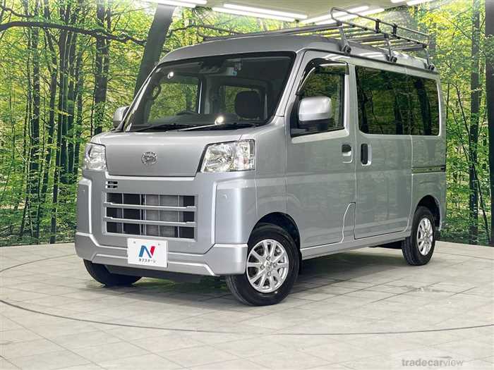 2022 Daihatsu Hijet Cargo