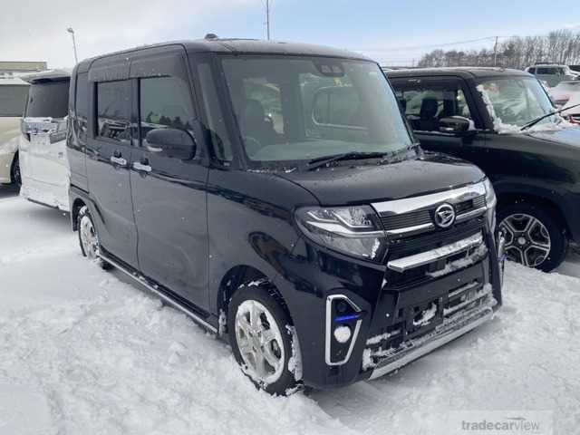 2020 Daihatsu Tanto Custom