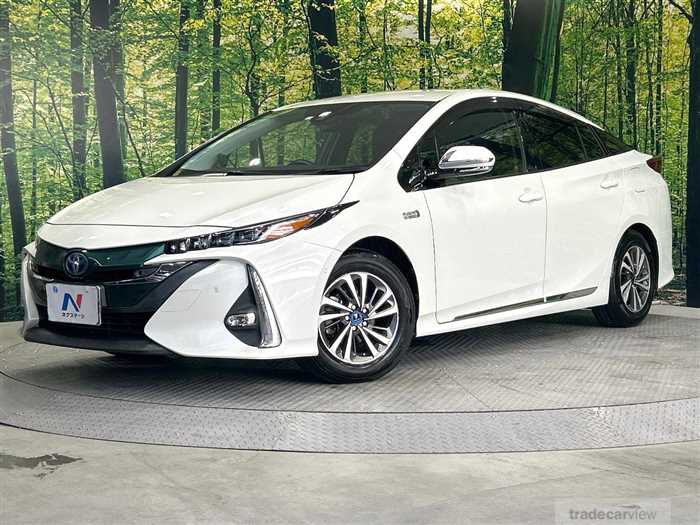 2018 Toyota Prius PHV