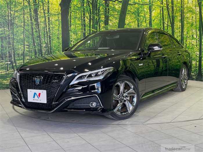 2018 Toyota Crown Hybrid