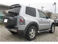 2007 Mitsubishi Pajero