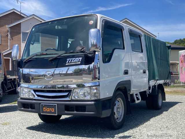 2006 Mazda Titan Dash