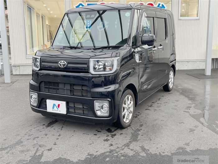 2019 Toyota PIXIS MEGA