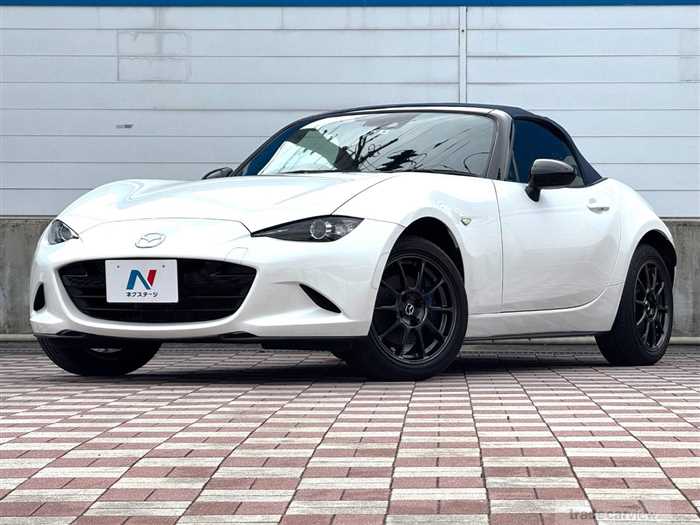 2022 Mazda Roadster