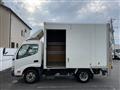 2010 Toyota Dyna Truck