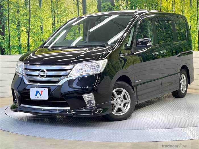 2013 Nissan Serena