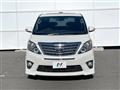 2014 Toyota Alphard