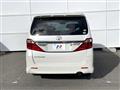 2014 Toyota Alphard