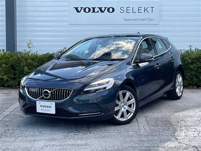 2017 Volvo V40