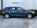 2017 Volvo V40