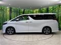 2022 Toyota Alphard