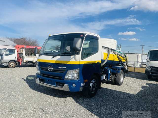 2017 Hino Dutro