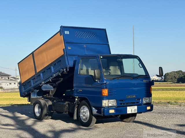 2000 Mazda Titan