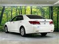 2013 Toyota Crown Hybrid