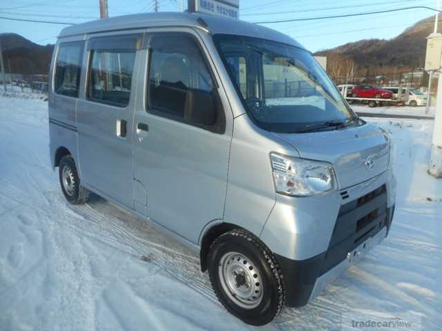 2018 Daihatsu Hijet Cargo