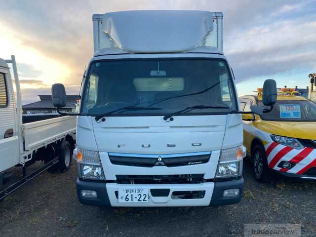 2020 Mitsubishi Canter